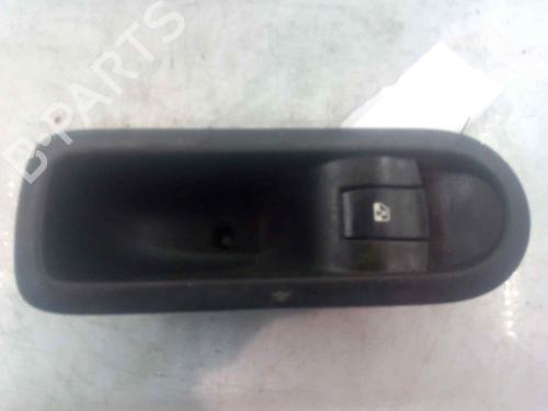 Used Left rear window switch RENAULT MEGANE II (BM0/1_, CM0/1_) [2001-2012]  3073858