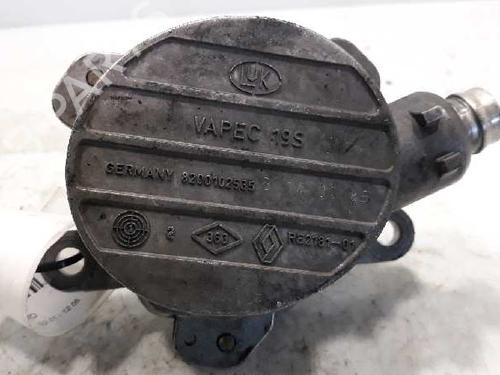 Used Vacuum pump RENAULT LAGUNA II (BG0/1_) [2001-2007]  5393841