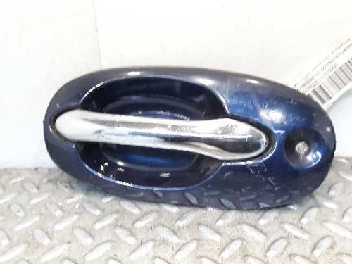 Used Front left exterior door handle KIA CARNIVAL I (UP) [1998-2001]  3034086