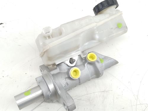 Used Brake master cylinder RENAULT FLUENCE (L3_) 1.5 dCi (L30B) (106 hp) 29629537