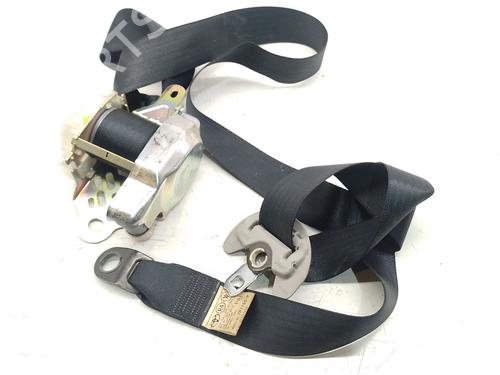 Cinturón de seguridad delantero derecho TOYOTA COROLLA Verso (ZER_, ZZE12_, R1_) 2.0 D-4D (CUR10_, CUR10R) (116 hp) 31610546