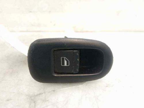 Used Right rear window switch Right rear window switch SEAT LEON (1M1) 1.9 TDI (110 hp) 4413186 4413186