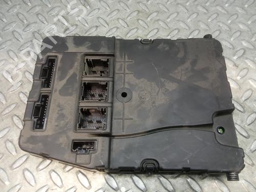 Used Fuse box RENAULT MEGANE II (BM0/1_, CM0/1_) 1.9 dCi (BM0G, CM0G) (120 hp) 8811318