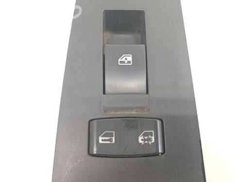 Right front window switch CHEVROLET EPICA (KL1_) 2.0 D | BP37421792I26 - Image 2
