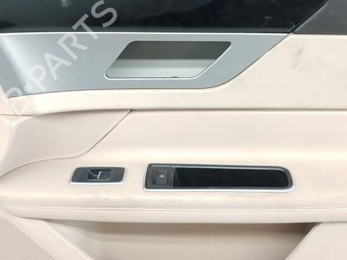 Forreste højre beklædning JAGUAR XF II (X260) 2.0 D | BP29753601C59 