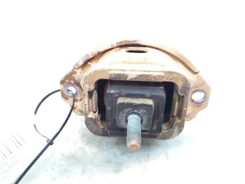 Engine mount LAND ROVER DISCOVERY III (L319) 2.7 TD 4x4 | BP10276731M89 