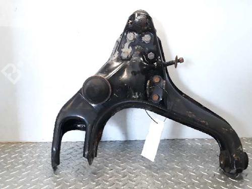 Used Left front suspension arm MITSUBISHI PAJERO I (L04_G, L14_G) [1982-1991]  5846945
