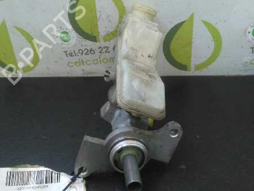 Used Brake master cylinder TOYOTA COROLLA (_E12_) 1.6 VVT-i (ZZE121_, ZZE121R) (110 hp) 3079936