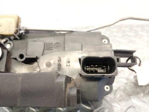 Høyre foran lås OPEL VECTRA C (Z02) 2.0 DTI 16V (F69) | BP3075774C97 