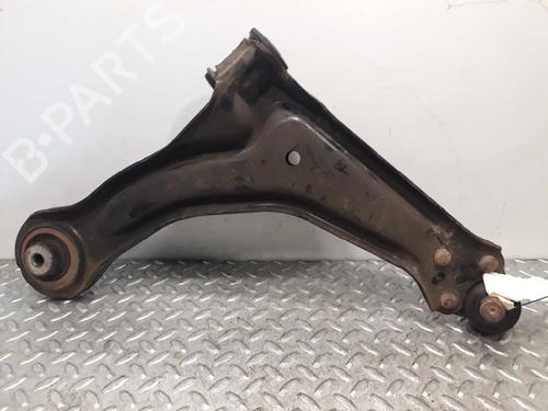 Used Right front suspension arm MERCEDES-BENZ VITO Bus (W638) [1996-2003]  7900956