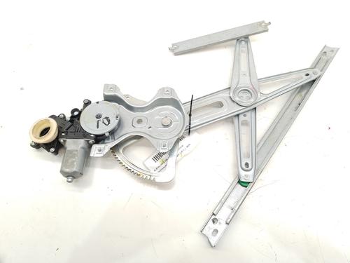 Raammechaniek links voor Raammechaniek links voor TOYOTA AURIS Estate (_E18_) 1.8 Hybrid (ZWE186_, ZWE186R, ZWE186H) (136 hp) 37442731 37442731