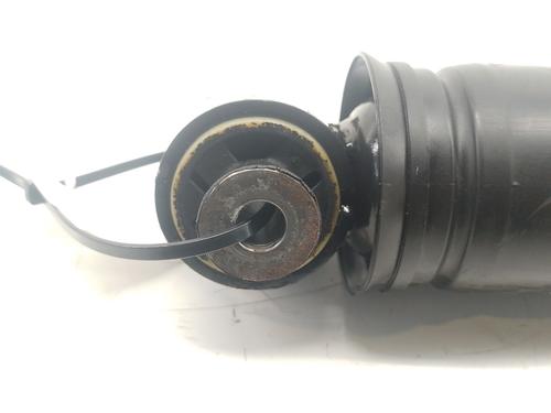 Højre bagtil støddæmper RENAULT MEGANE IV Hatchback (B9A/M/N_) 1.5 dCi 110 (B9A3) | BP30383902M19