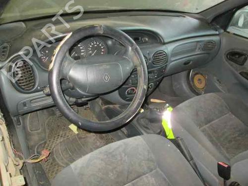 Left mirror RENAULT MEGANE I Classic (LA0/1_) 1.9 dTi (LA08, LA0N, LA0K) | BP3060405C26 
