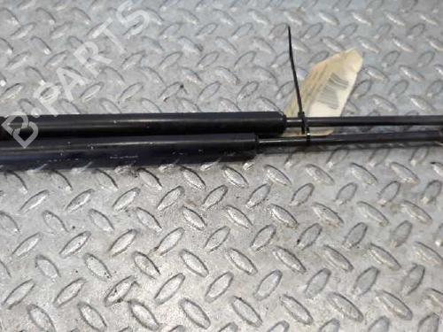 Used Tailgate lift support LAND ROVER RANGE ROVER II (P38A) [1994-2002]  14227983