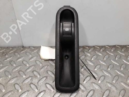 Used Right rear window switch RENAULT MEGANE II (BM0/1_, CM0/1_) [2001-2012]  3048656