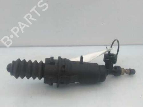 Used Clutch slave cylinder PEUGEOT 406 (8B) 2.0 HDI 110 (109 hp) 14230183