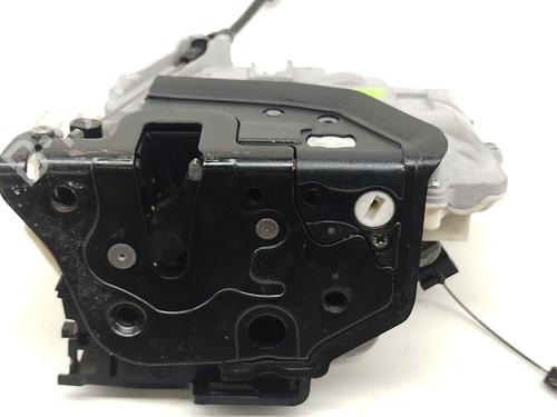 Front right lock SEAT LEON (1P1) 2.0 TDI 16V | BP29240351C97 