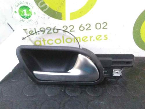 Højre bagtil invendig håndtag VW GOLF V (1K1) 1.6 (102 hp) 3221544
