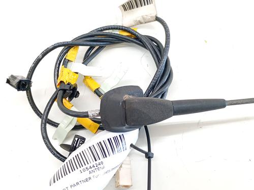 Antenne/Base PEUGEOT PARTNER Box Body/MPV 1.6 HDi 16V | BP38179223C140 - Image 2