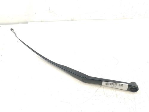 Used Front windshield wiper arm KIA XCEED (CD) 1.5 T-GDi MHEV (160 hp) 24703805