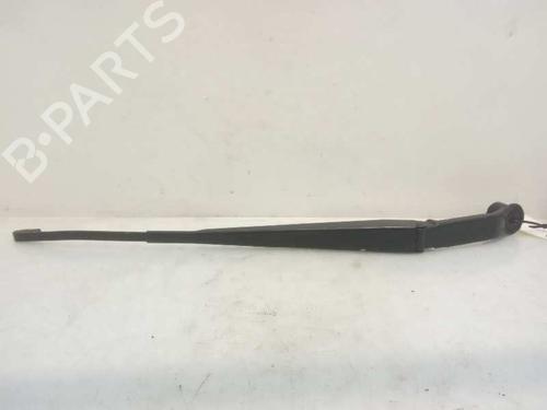 Used Front windshield wiper arm MITSUBISHI PAJERO IV (V8_W, V9_W) 3.2 DI-D 4WD (V98W, V88W) (200 hp) 4676936