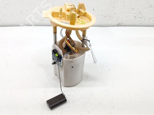 Used Fuel pump Fuel pump MERCEDES-BENZ GLA-CLASS (X156) GLA 200 CDI / d (156.908) (136 hp) 35901371 35901371