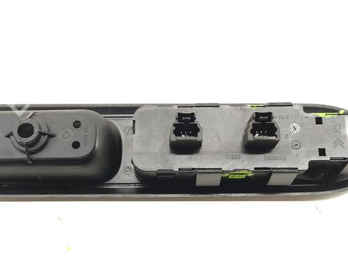 Left front window switch PEUGEOT 407 (6D_) 2.0 HDi 135 (6DRHRH, 6DRHRE, 6DRHRG, 6DRHRJ) | BP33461234I27 - Image 3