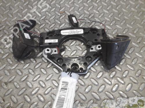 Used Steering wheel controls MERCEDES-BENZ R-CLASS (W251, V251) [2005-2017]  10185116