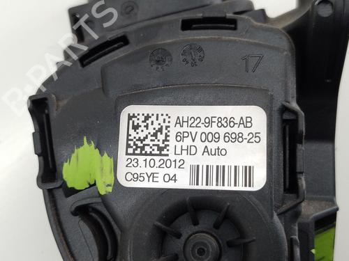 Pedal LAND ROVER DISCOVERY IV (L319) 3.0 SDV6 4x4 | BP26954158I4 