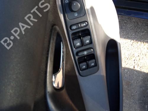 Left front fog light SEAT LEON (1M1)  | BP18699494C30 