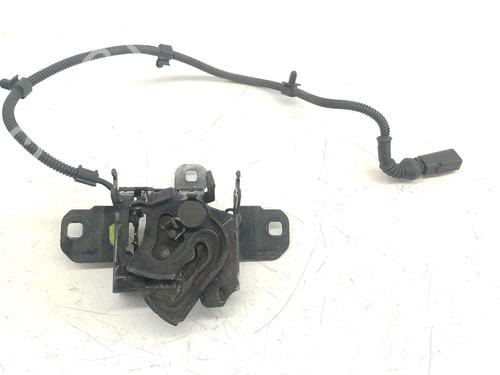 Used Hood lock VW GOLF IV (1J1) 1.9 TDI (101 hp) 30206843