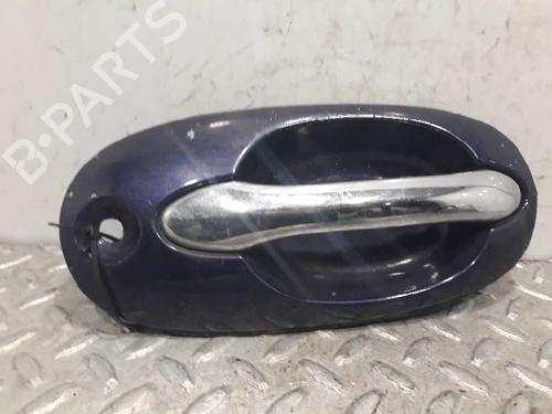 Used Front right exterior door handle KIA CARNIVAL I (UP) [1998-2001]  3051975