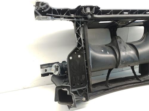 Frontplate/Frontkurv BMW 1 (E87) 118 i | BP27704885C72 
