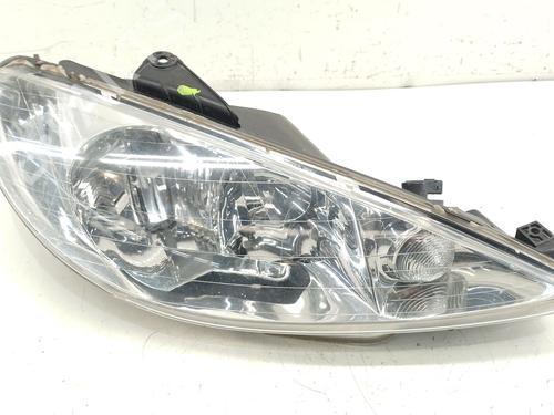 Højre forlygte PEUGEOT 206 Van 1.4 HDi (68 hp) 31711120