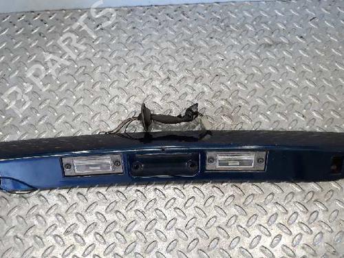 Used Tailgate handle CHRYSLER VOYAGER IV (RG, RS) 2.5 CRD (141 hp) 5590799