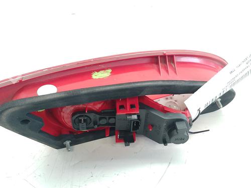 Right tailgate light SEAT LEON (1P1) 1.9 TDI | BP27204740C80 