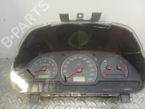 Used Instrument cluster VOLVO V40 Estate (645) 1.8 (122 hp) 3054050