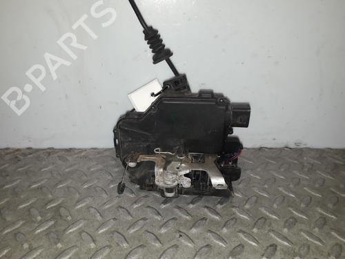 Used Front right lock VW BORA I (1J2) 1.9 TDI (90 hp) 13717280