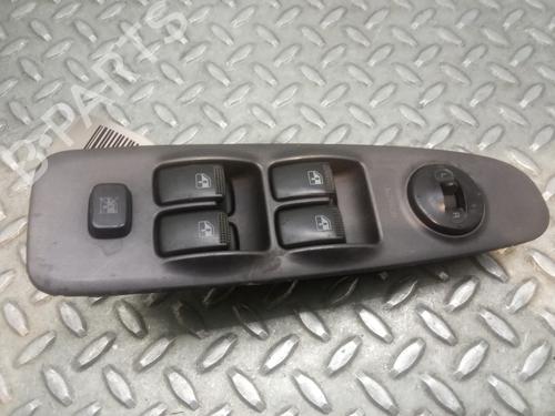 Used Left front window switch HYUNDAI ELANTRA III (XD) 2.0 CRDi (113 hp) 10546222