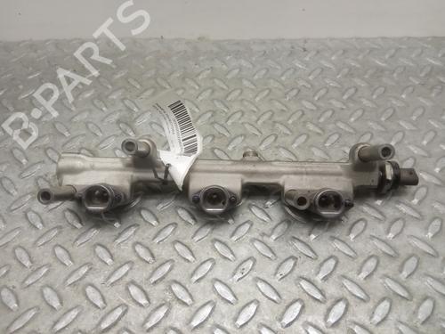 Used Injection rail BMW X2 (F39) sDrive 18 i (140 hp) 10277311