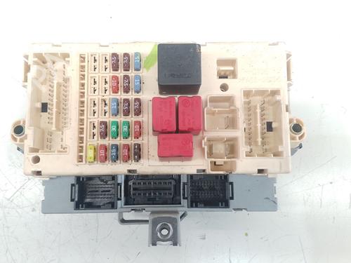 Used Fuse box ALFA ROMEO 159 (939_) 1.9 JTDM 16V (939AXC1B, 939AXC12) (150 hp) 31760705