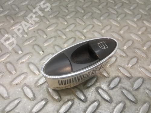 Used Right front window switch Right front window switch MERCEDES-BENZ E-CLASS (W211) E 240 (211.061) (177 hp) 10678245 10678245