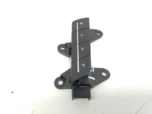 Used Switch JAGUAR I-PACE (X590) EV400 AWD (400 hp) 30310384