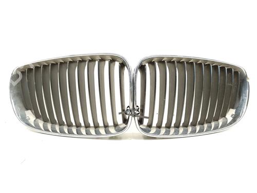 Used Grille BMW 1 (E87) 116 d (116 hp) 18884903
