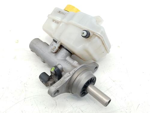 Used Brake master cylinder Brake master cylinder SKODA FABIA III (NJ3) 1.0 (75 hp) 34704665 34704665