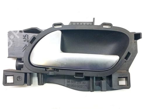 Used Front left interior door handle Front left interior door handle PEUGEOT 508 I (8D_) 2.0 HDi (140 hp) 40506757 40506757