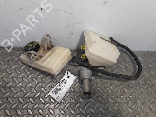 Used Brake master cylinder CITROËN C4 Grand Picasso I (UA_) [2006-2013]  15609808