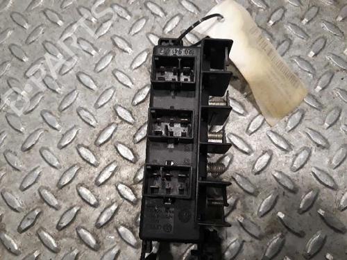 Fuse box AUDI TT (8N3) 1.8 T | BP3530400E1 