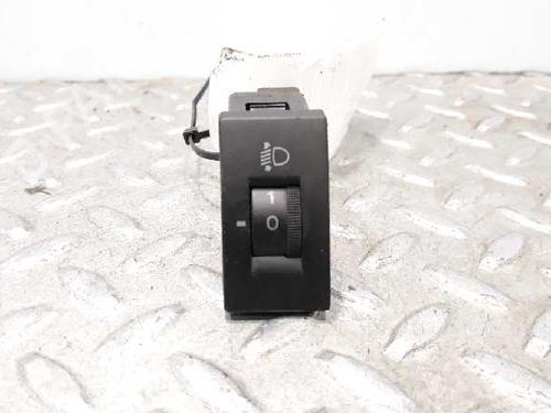 Used Headlight switch HYUNDAI COUPE II (GK) 1.6 16V (105 hp) 14235601
