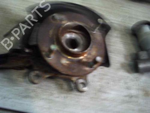 Used Left front steering knuckle NISSAN ALMERA II Hatchback (N16) [2000-2025]  7900374